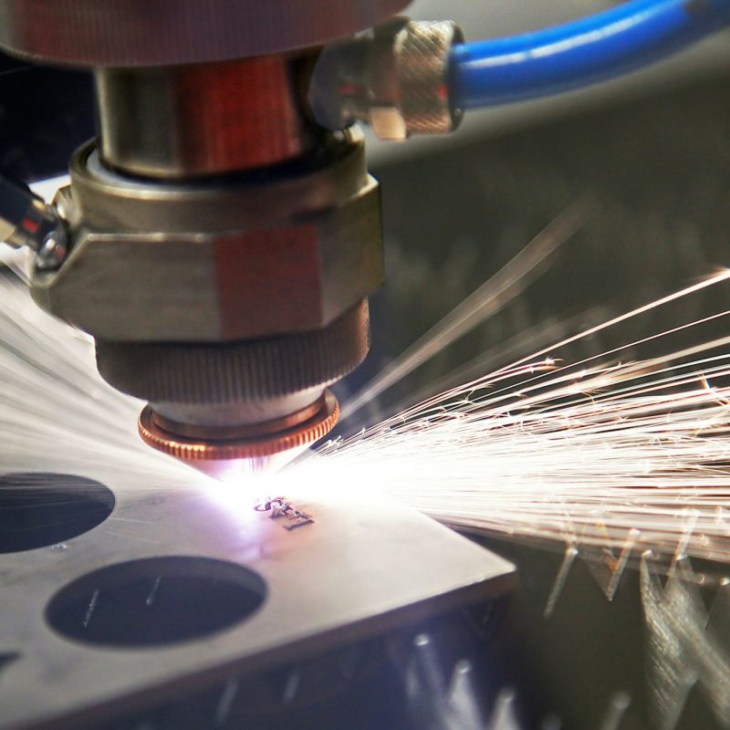 cutting steel with a laser